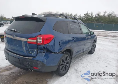 2022 Subaru Ascent Onyx Edition z USA, uszkodzony, nr VIN 4S4WMAGD4N3419161